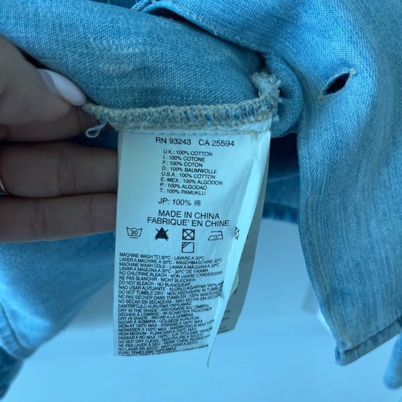 Diesel Light Wash Denim Shirt – XS Relaxed Fit - Picture 5 of 8